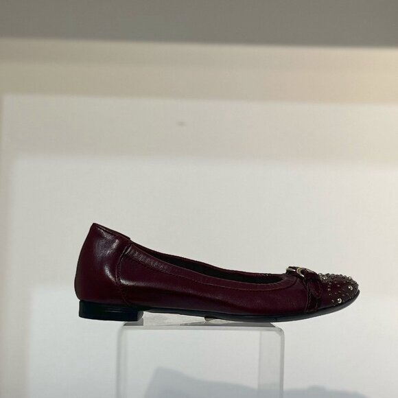 GOLD STUD TOE - Picture 2 of 2